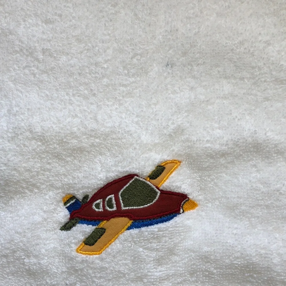 Airplane Embroidered Towel Set - White, NWT